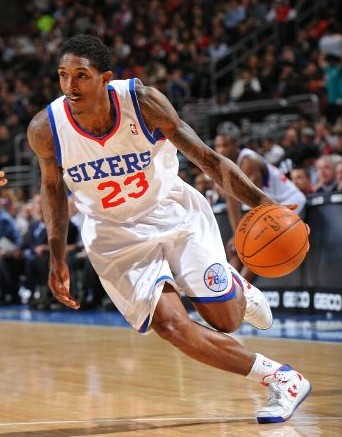 导致进攻更 导致进攻更