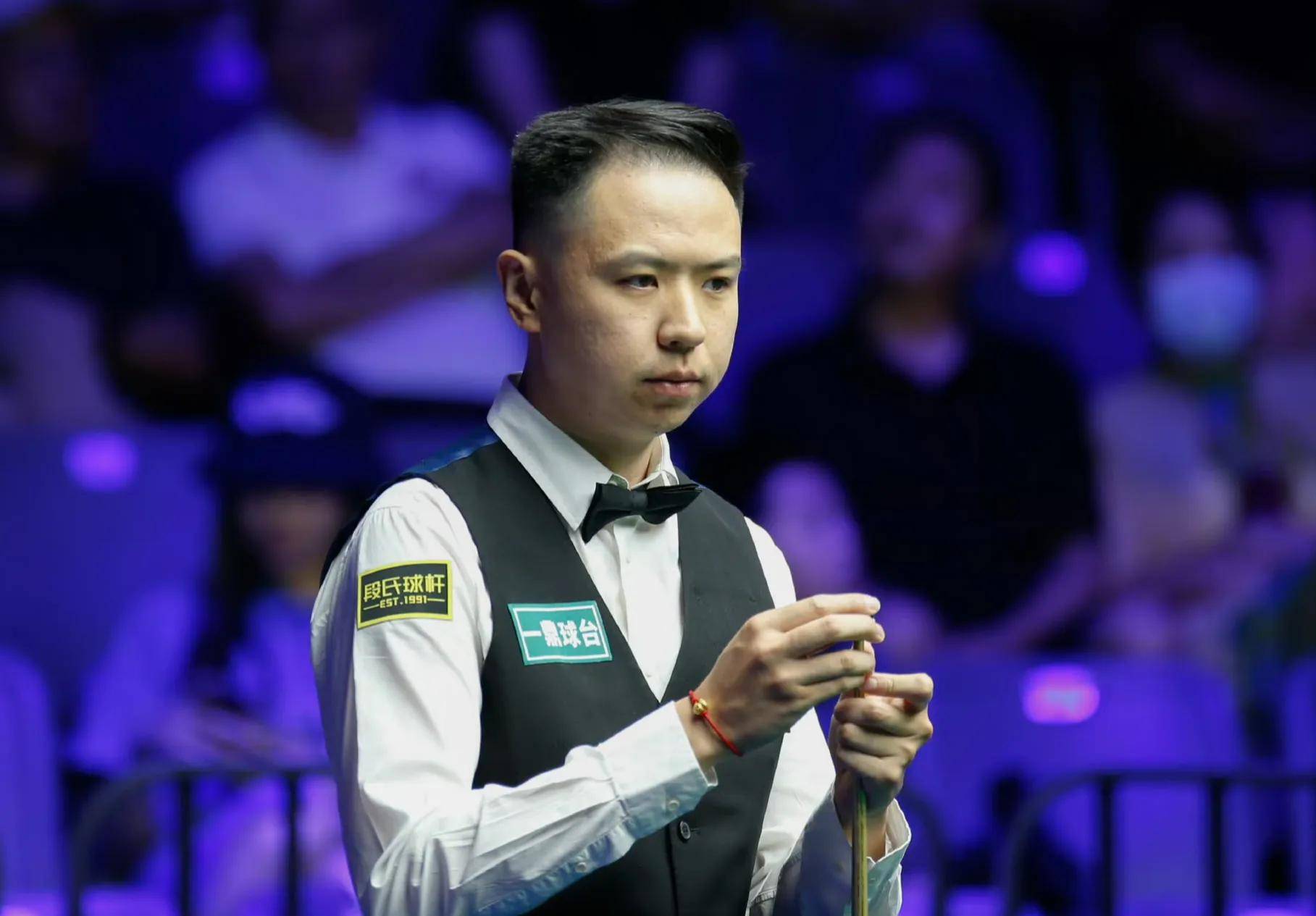 赛中遭遇了 赛中遭遇了