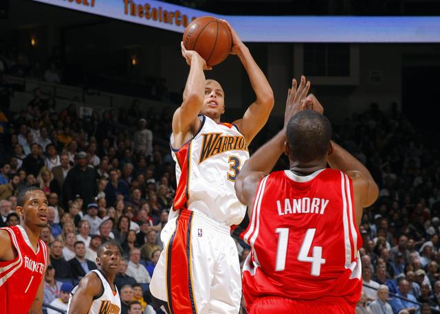 3桶球顶1克黄金两年涨幅100%羽毛球为啥越来越贵